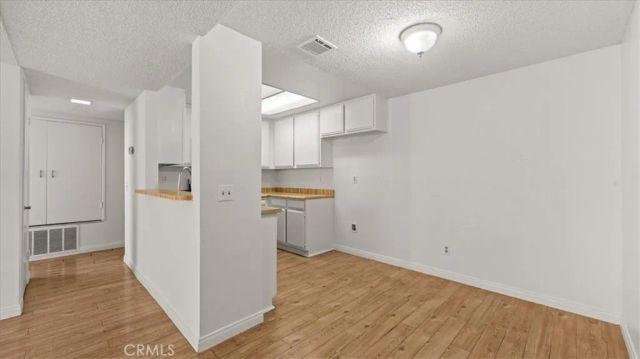435 W 9th B1, Upland, CA 91786