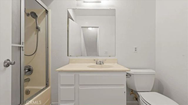 435 W 9th B1, Upland, CA 91786