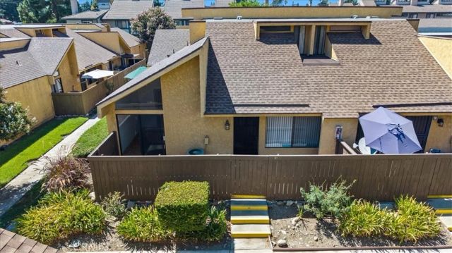 435 W 9th B1, Upland, CA 91786