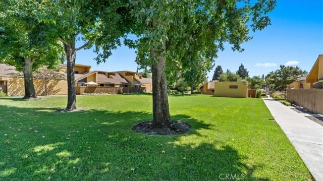 435 W 9th B1, Upland, CA 91786