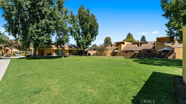 435 W 9th B1, Upland, CA 91786