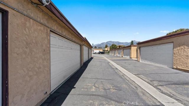 435 W 9th B1, Upland, CA 91786