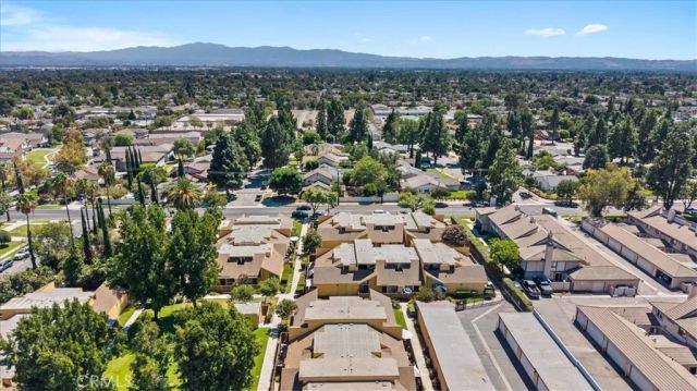 435 W 9th B1, Upland, CA 91786