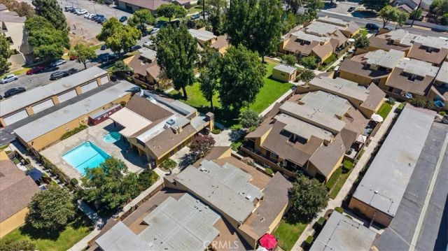 435 W 9th B1, Upland, CA 91786