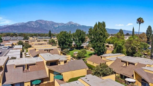 435 W 9th B1, Upland, CA 91786