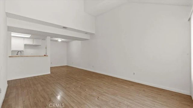 435 W 9th B1, Upland, CA 91786