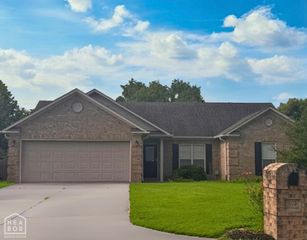 403 Brookstone Drive, Jonesboro, AR 72404