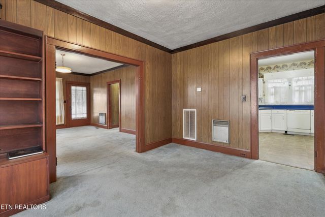 4133 Holston Drive, Knoxville, TN 37914