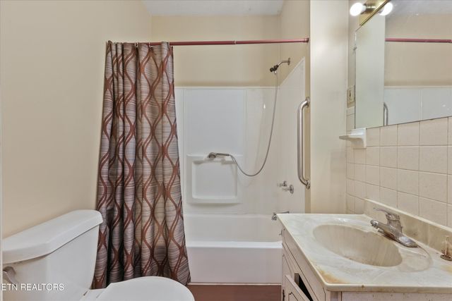 4133 Holston Drive, Knoxville, TN 37914