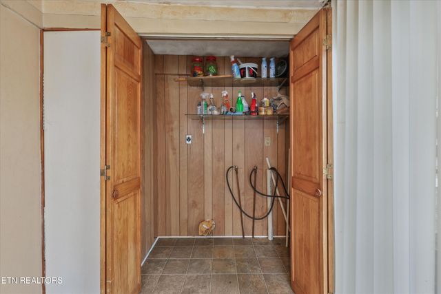 4133 Holston Drive, Knoxville, TN 37914