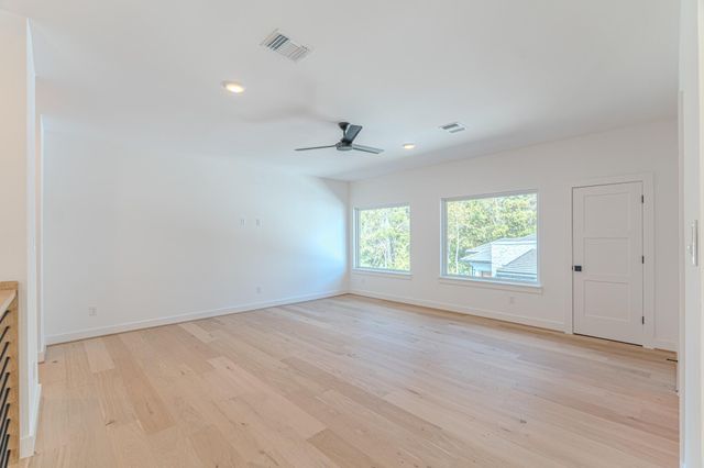 26 Squire Creek Way, The Woodlands, TX 77389