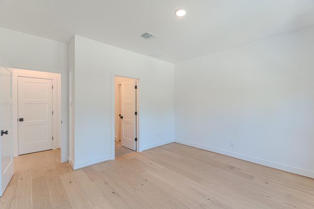 26 Squire Creek Way, The Woodlands, TX 77389