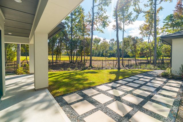 26 Squire Creek Way, The Woodlands, TX 77389