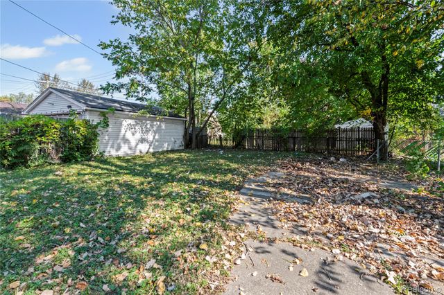 20296 Waltham Street, Detroit, MI 48205