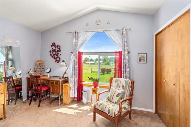 23823 E Garland Ave, Otis Orchards, WA 99027