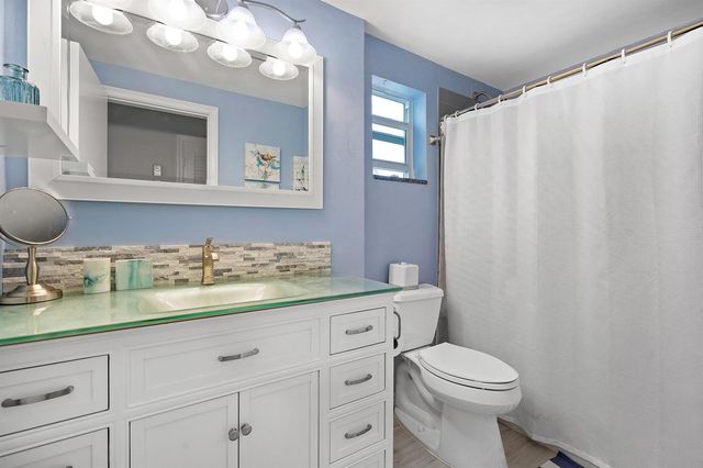 1030 Langer Way 5, Delray Beach, FL 33483