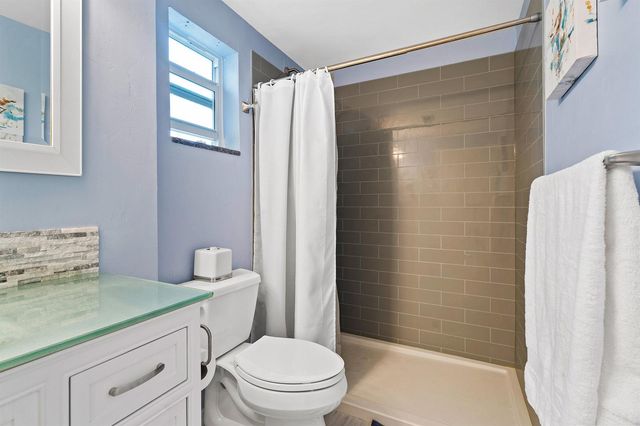 1030 Langer Way 5, Delray Beach, FL 33483