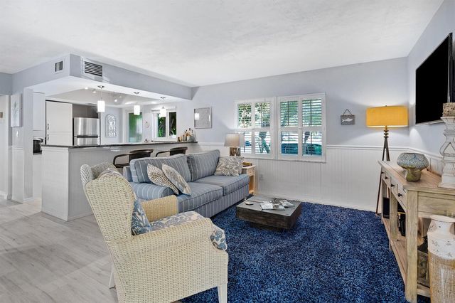 1030 Langer Way 5, Delray Beach, FL 33483