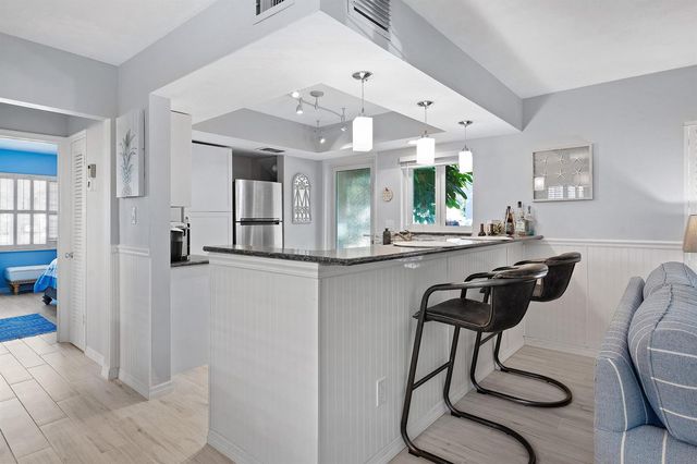 1030 Langer Way 5, Delray Beach, FL 33483