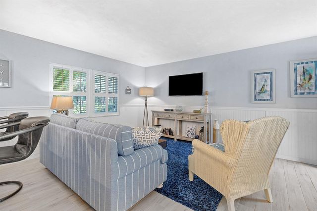 1030 Langer Way 5, Delray Beach, FL 33483