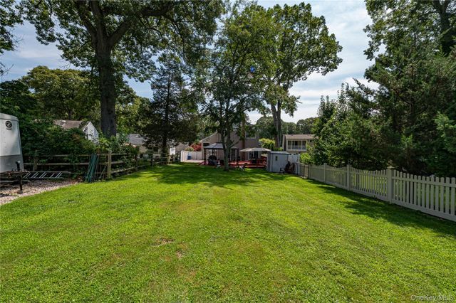 21 Circle Drive, East Northport, NY 11731
