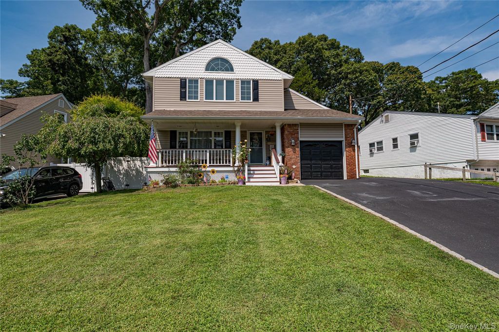 21 Circle Drive, East Northport, NY 11731