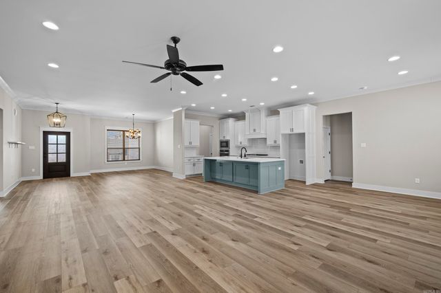 877 Millers Glen, Sherwood, AR 72120