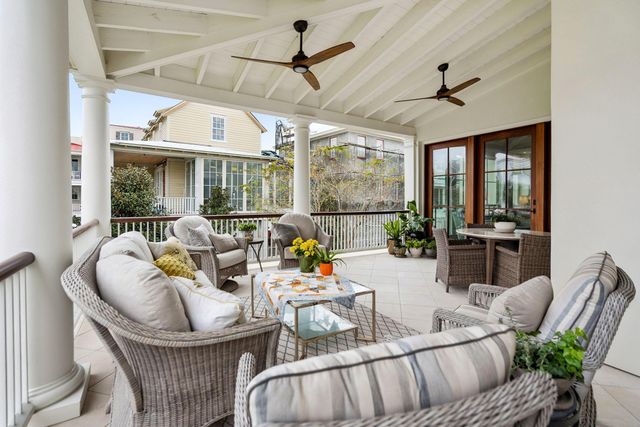 74 Halsey Boulevard, Charleston, SC 29401