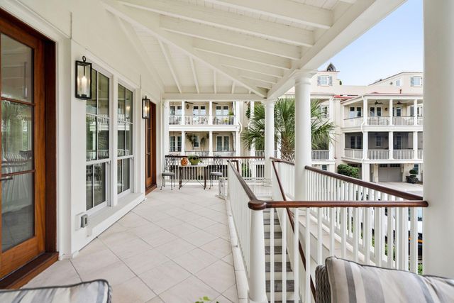 74 Halsey Boulevard, Charleston, SC 29401