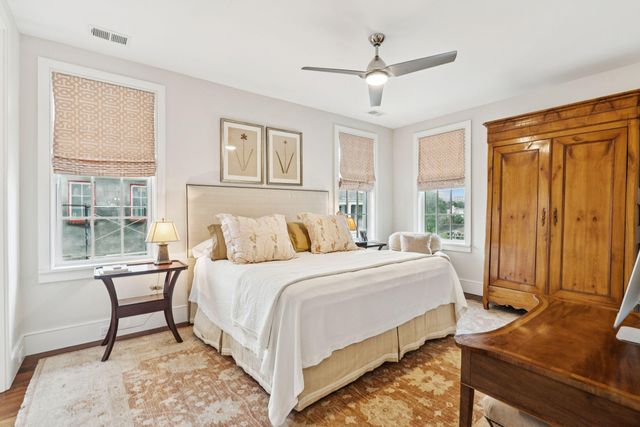 74 Halsey Boulevard, Charleston, SC 29401