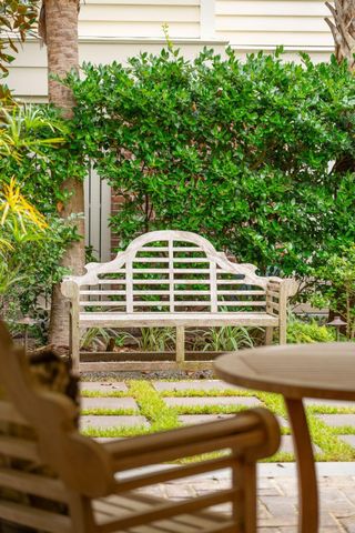 74 Halsey Boulevard, Charleston, SC 29401