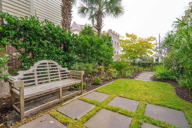 74 Halsey Boulevard, Charleston, SC 29401
