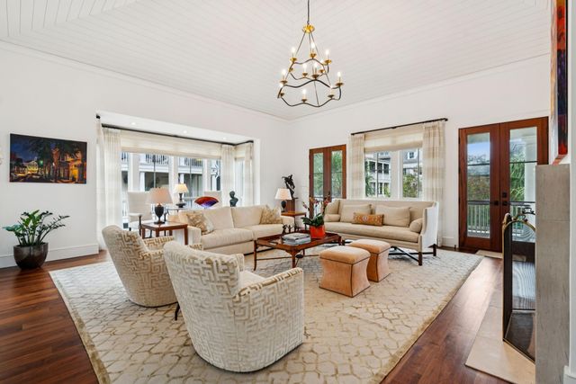 74 Halsey Boulevard, Charleston, SC 29401