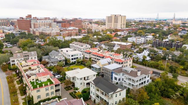 74 Halsey Boulevard, Charleston, SC 29401