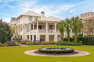 74 Halsey Boulevard, Charleston, SC 29401