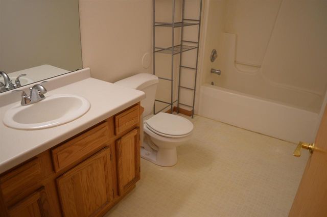 201-207 School Road, Cottage Grove, WI 53527