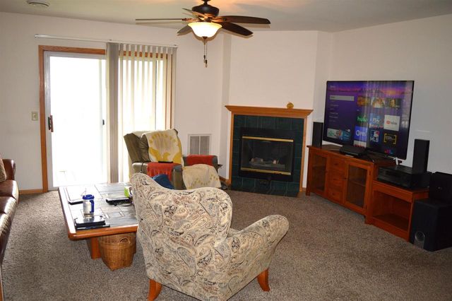 201-207 School Road, Cottage Grove, WI 53527