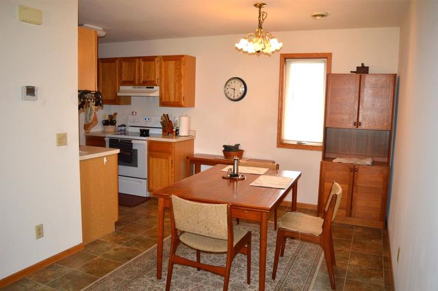 201-207 School Road, Cottage Grove, WI 53527
