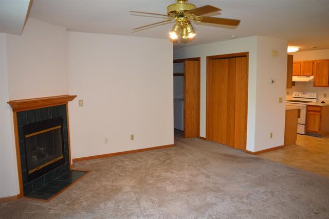 201-207 School Road, Cottage Grove, WI 53527