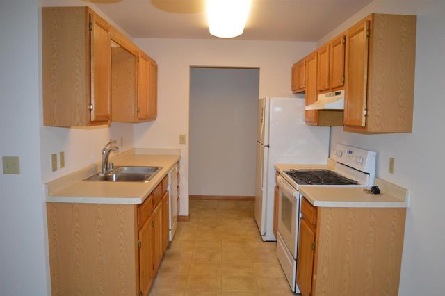 201-207 School Road, Cottage Grove, WI 53527
