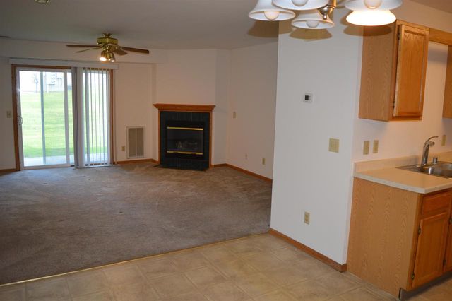 201-207 School Road, Cottage Grove, WI 53527