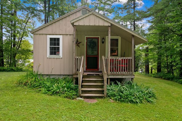 15 Shore Road, Milton, VT 05468