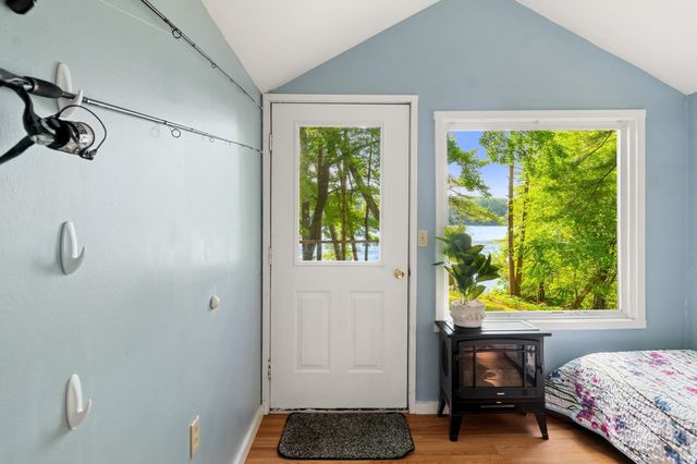 15 Shore Road, Milton, VT 05468