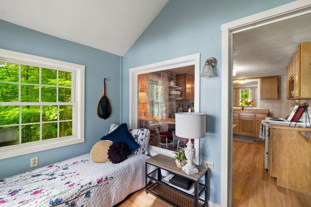 15 Shore Road, Milton, VT 05468