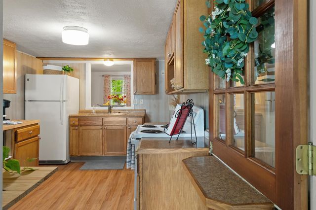 15 Shore Road, Milton, VT 05468