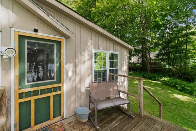 15 Shore Road, Milton, VT 05468