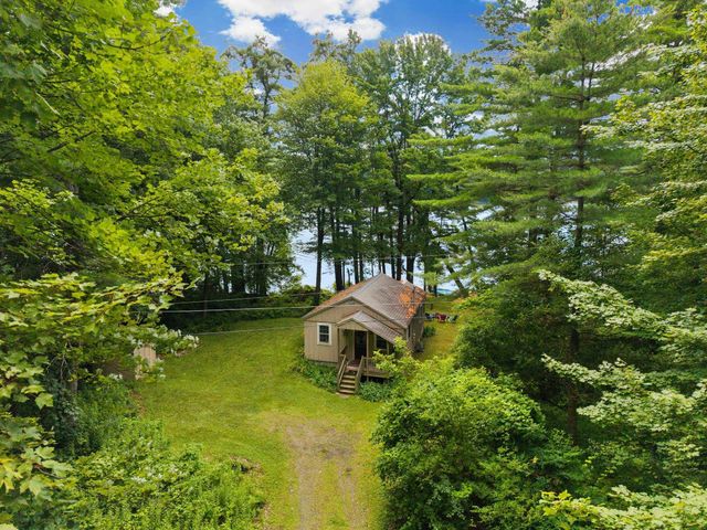 15 Shore Road, Milton, VT 05468