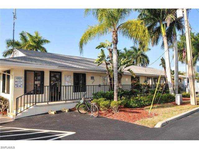 8 Galleon WAY, Fort Myers Beach, FL 33931