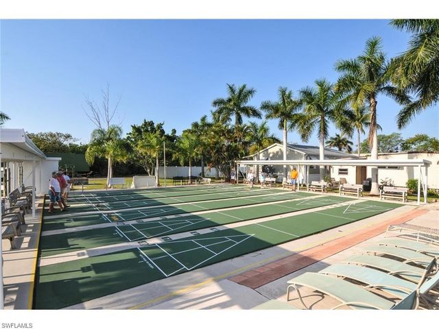 8 Galleon WAY, Fort Myers Beach, FL 33931