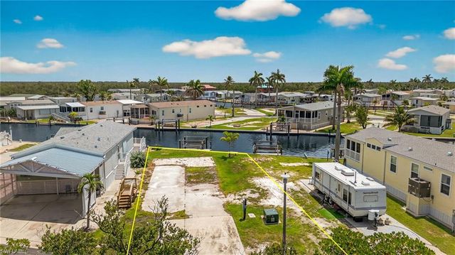 8 Galleon WAY, Fort Myers Beach, FL 33931